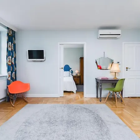 Apartment In The Heart Of Jewish Quarter - Old Synagogue - By Upstairs Krakow