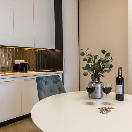 아파트 Piedmont House