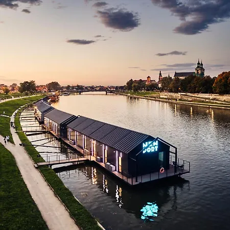Aparthotel New Port - Premium Floating Krakov