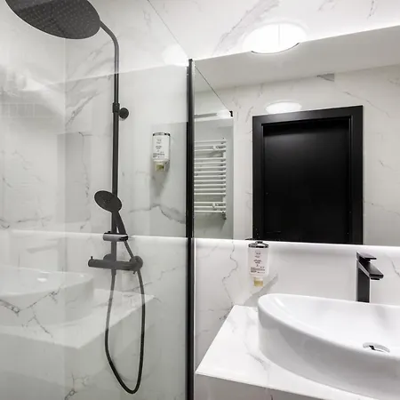 Fragola Rajska 3 - Modern Studios, Park Aparthotel 3*