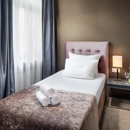 Unicus Old Town - Destigo Hotel Cracovia