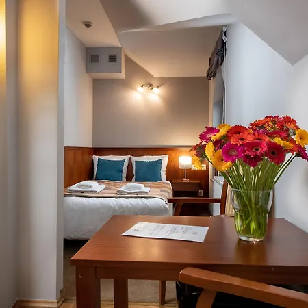 Aparthotel Red Brick 3*