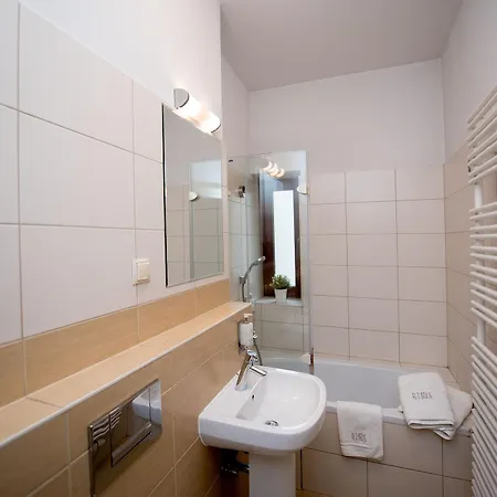 Aparthotel Red Brick 3*