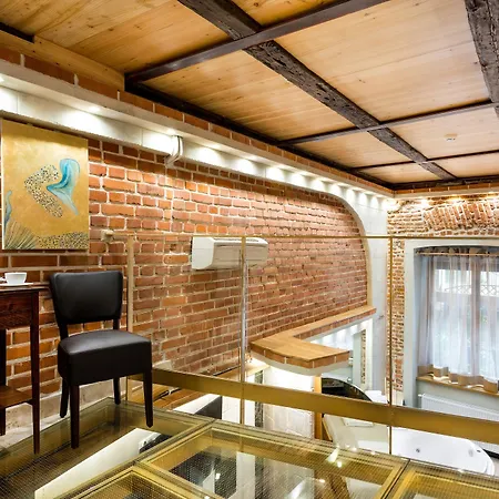 Stare Apart Otel Krakow