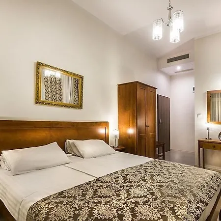 Aparthotel Garden Palace 3*