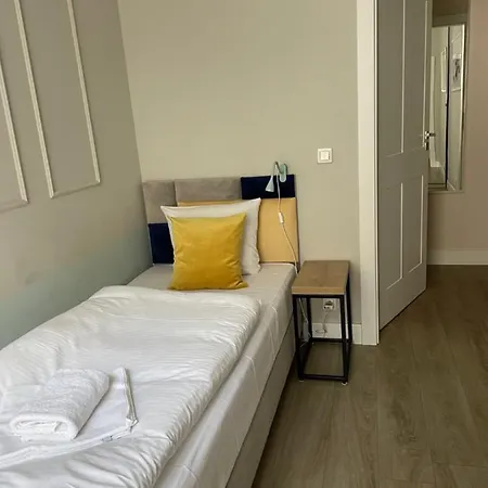 Cracow Rentals-zacisze Apartment *