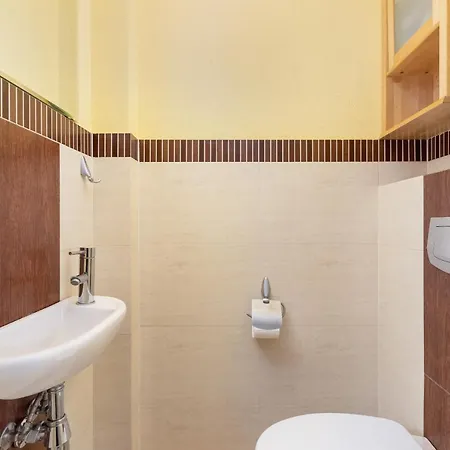 Appartement Slowacki Avenue Family Cracow By Renters Krakau