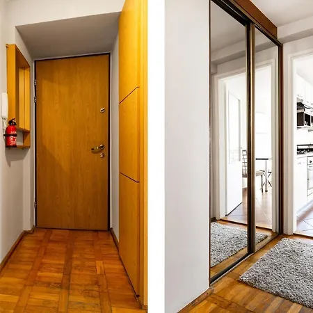 2 Bedroom Apartment, Heart Of Tomasza St * Kraków