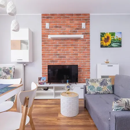 Go Rakowicka By Renters Apartment