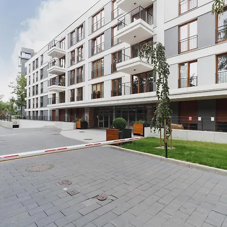 Go Rakowicka By Renters Apartment