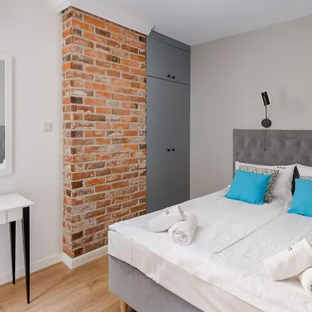 Saint Florian's - Old Town Luxury - By Upstairs Daire *