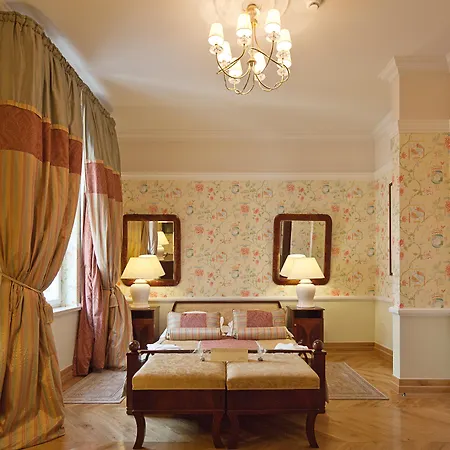 The Bonerowski Palace Boutique Hotel