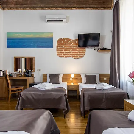 Pergamin Appart hôtel 3*