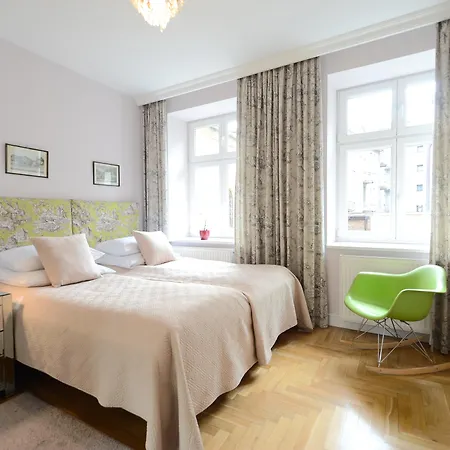 Crystal Chez Helena Apartahotel Cracovia
