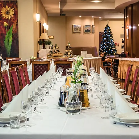 Otel Sympozjum &