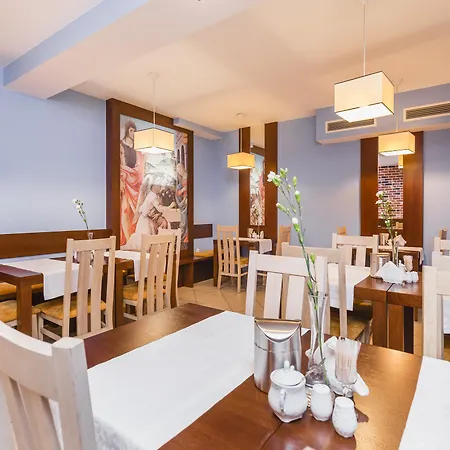 Domus Mater Hotel 3*