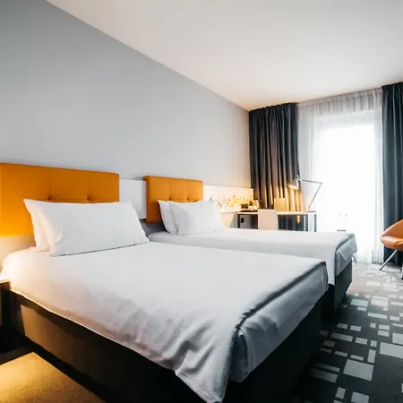 Q Hotel