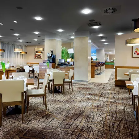 Hilton Garden