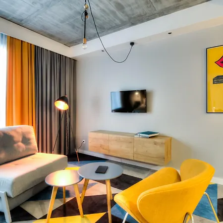 Aparthotel Lwowska 1 4*