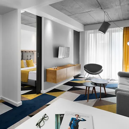 Aparthotel Lwowska 1 4*