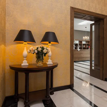 Grottger Luxury Boutique 4*