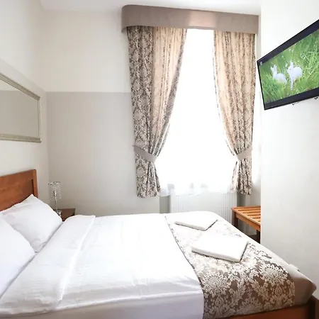 Garden Palace 3* Krakow