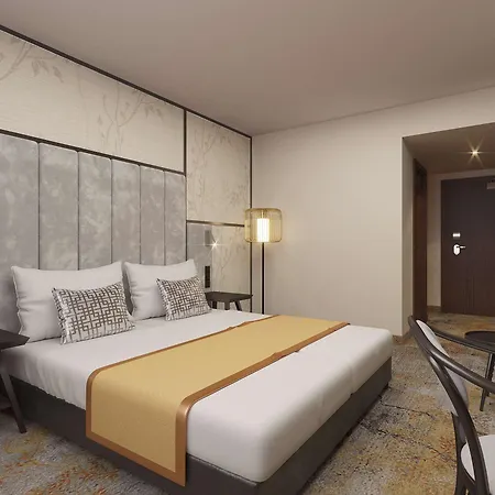 Hotel Metropolo By Golden Tulip 4*