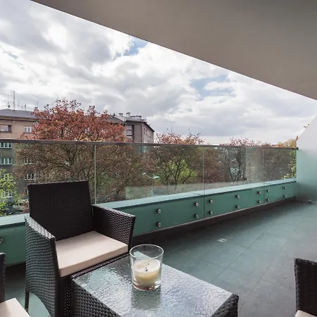 Inpoint Central Apartments Hotel apartamentowy
