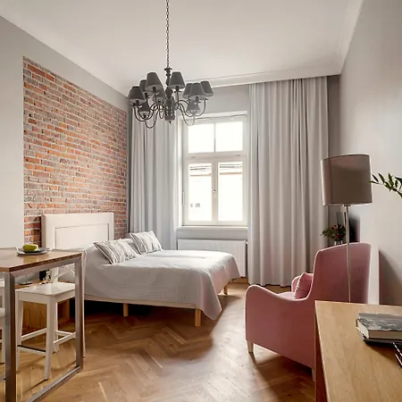 Belle Epoque Apartment *