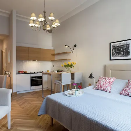 Belle Epoque Apartment *