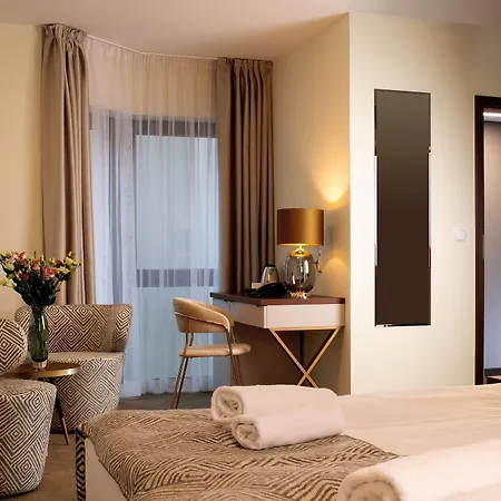 Xerion (adults Only) 4*