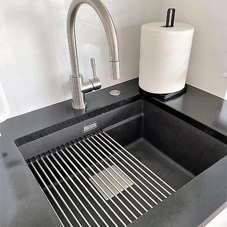 A Modern For 2 People Apartment