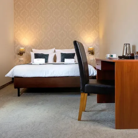 Globus 3* Krakow