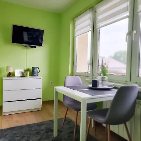 Fredry 15f Homestay