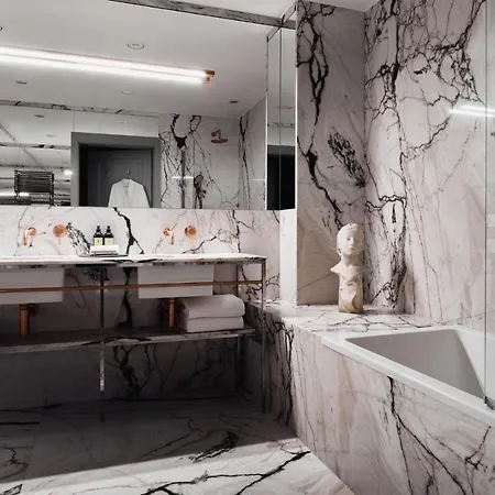 H15 Luxury Palace - Destigo