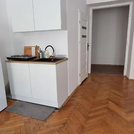 Batorego Apartment *