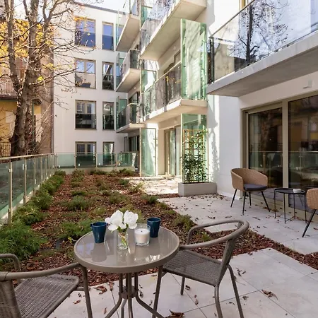Apartment Rynek Podgorski By Renters Krakow