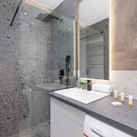 Apartment Rynek Podgorski By Renters