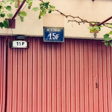 Fredry 15f Homestay *