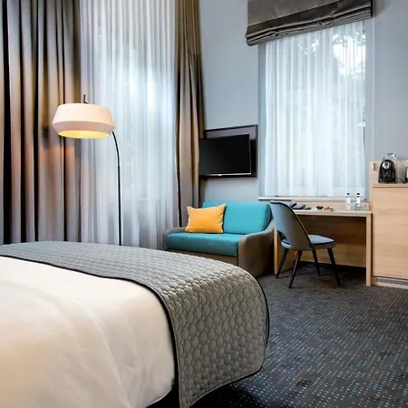 Leonardo Boutique Old Town Hotel