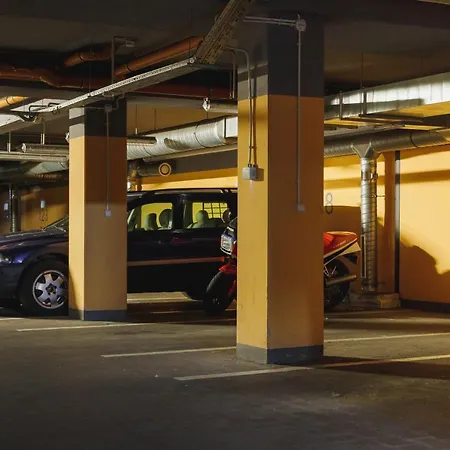 Masarska Free Parking By Renters Krakow