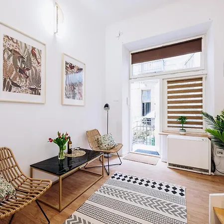Apartamento Nest Cosy Old Town & Wawel Hill By Vistula River - By Homelike Cracovia