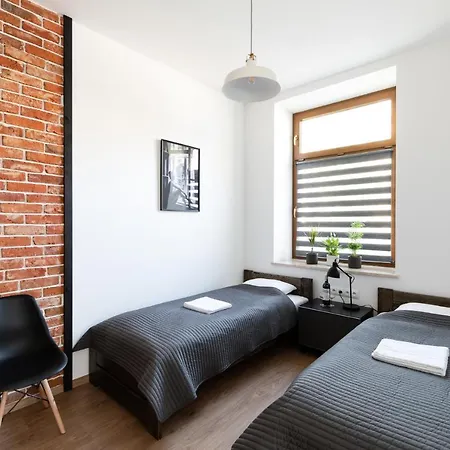 Neo Unique & Bright Apartments, Free Parking, 15min Old Town & Kazimierz - By Homelike Apartment Krakow