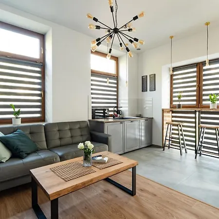 Neo Unique & Bright Apartments, Free Parking, 15min Old Town & Kazimierz - By Homelike Krakow