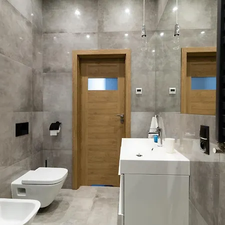 Neo Unique & Bright Apartments, Free Parking, 15min Old Town & Kazimierz - By Homelike Apartment Krakow