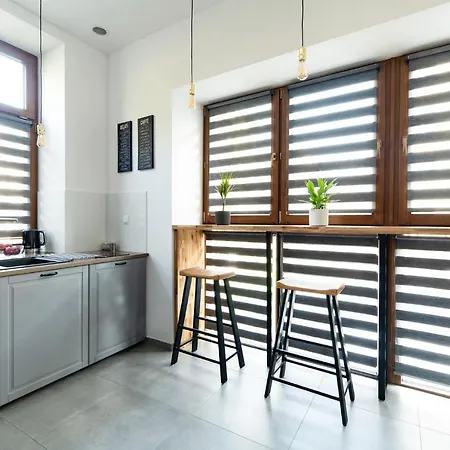 Neo Unique & Bright Apartments, Free Parking, 15min Old Town & Kazimierz - By Homelike Apartment