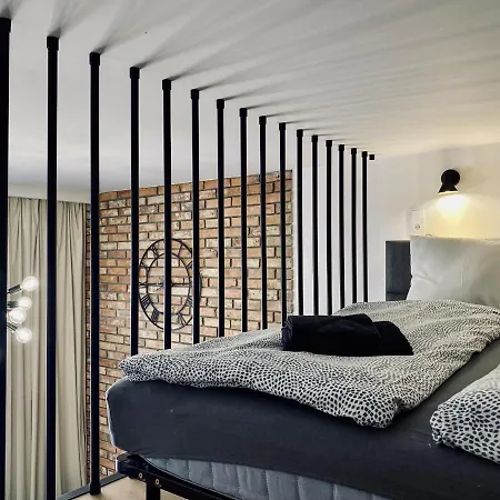 Premium Jacuzzi For Couples, Old Town Apartman *