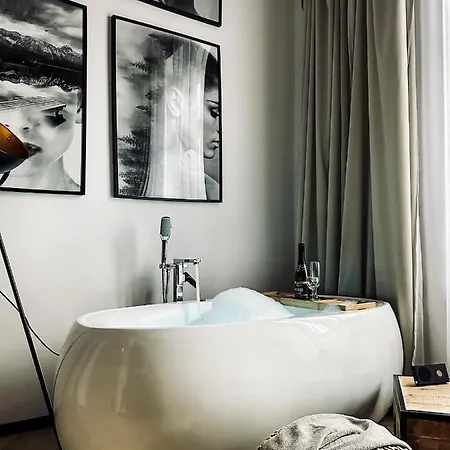 Apartman Premium Jacuzzi For Couples, Old Town