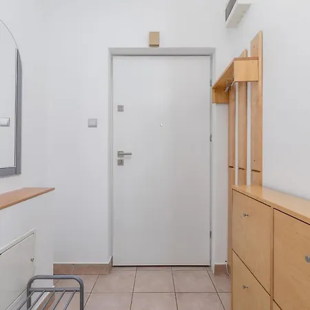 Office Dobrego Pasterza By Renters * Krakow