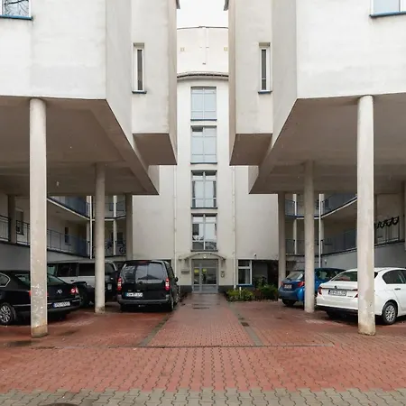 Office Dobrego Pasterza By Renters Apartment *